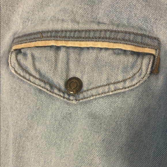 Vgt Bugle Boy Light Denim Cargo Pants. Zipper is there but broke - Picture 7 of 8